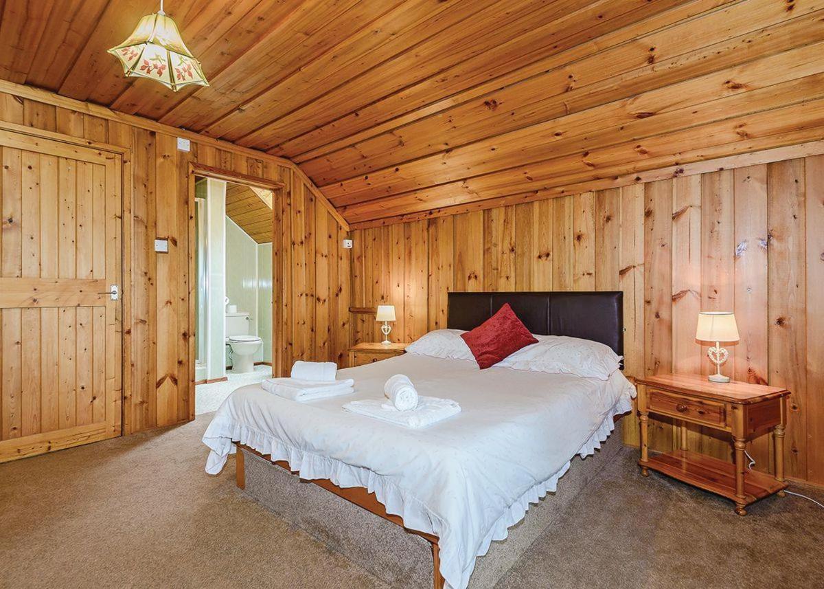 Penllwyn Lodges Montgomery Exteriör bild