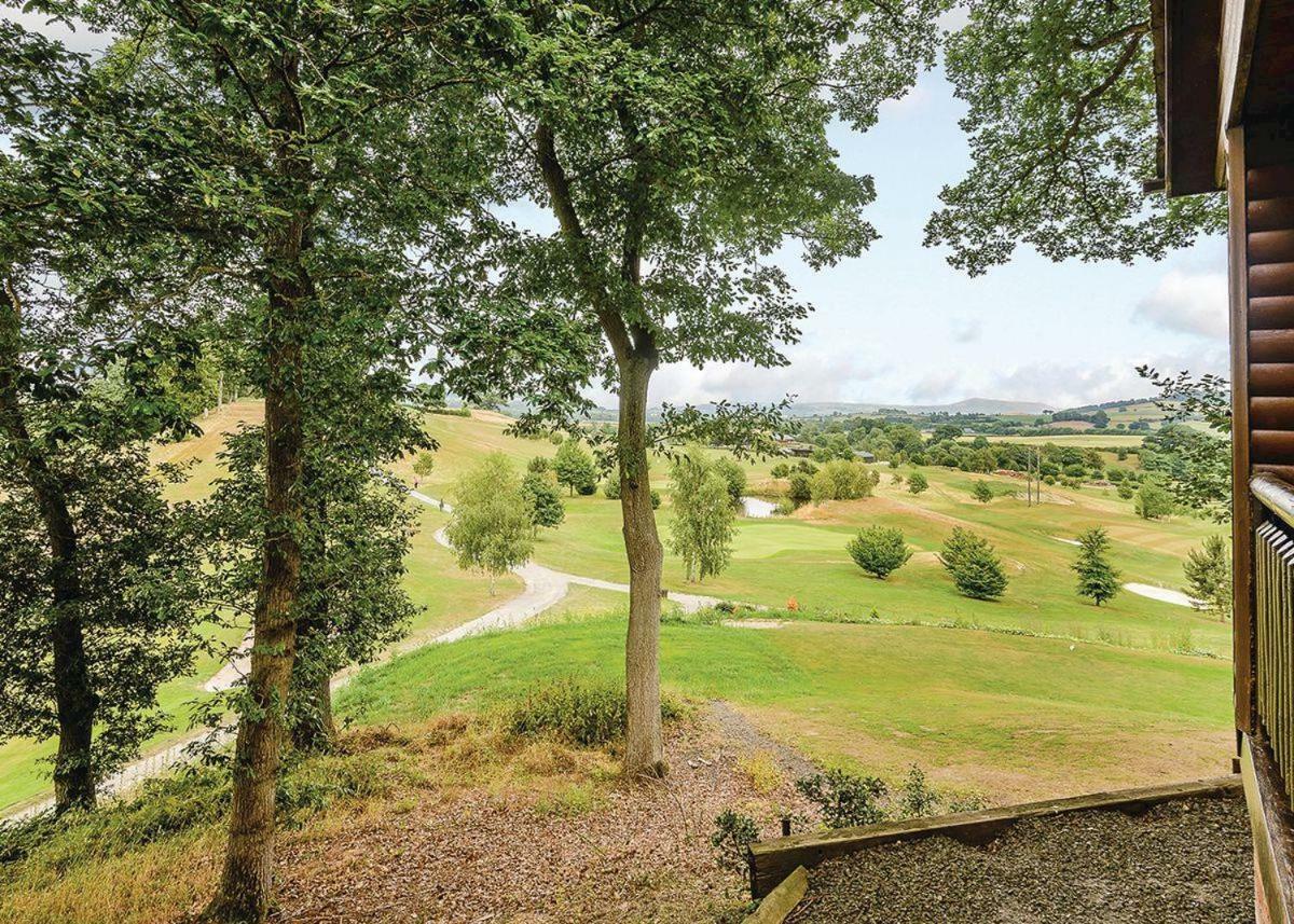 Penllwyn Lodges Montgomery Exteriör bild